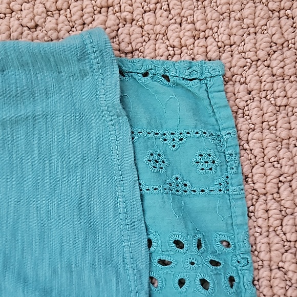 Eri + Ali Lucie Eyelit-Back Tank Top - Picture 6 of 7